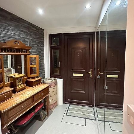 London Charm - Stylish Room In Spacious Home Ngoại thất bức ảnh